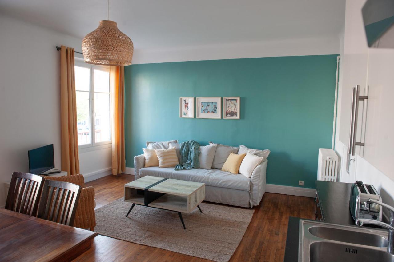 Appartement Spacieux Avec Balcon Et Parking Брест Екстер'єр фото