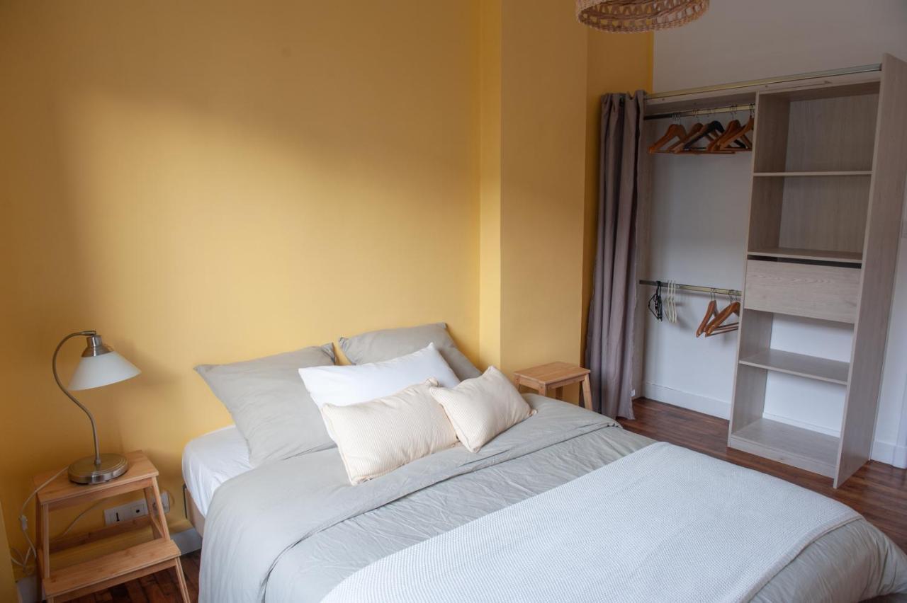 Appartement Spacieux Avec Balcon Et Parking Брест Екстер'єр фото