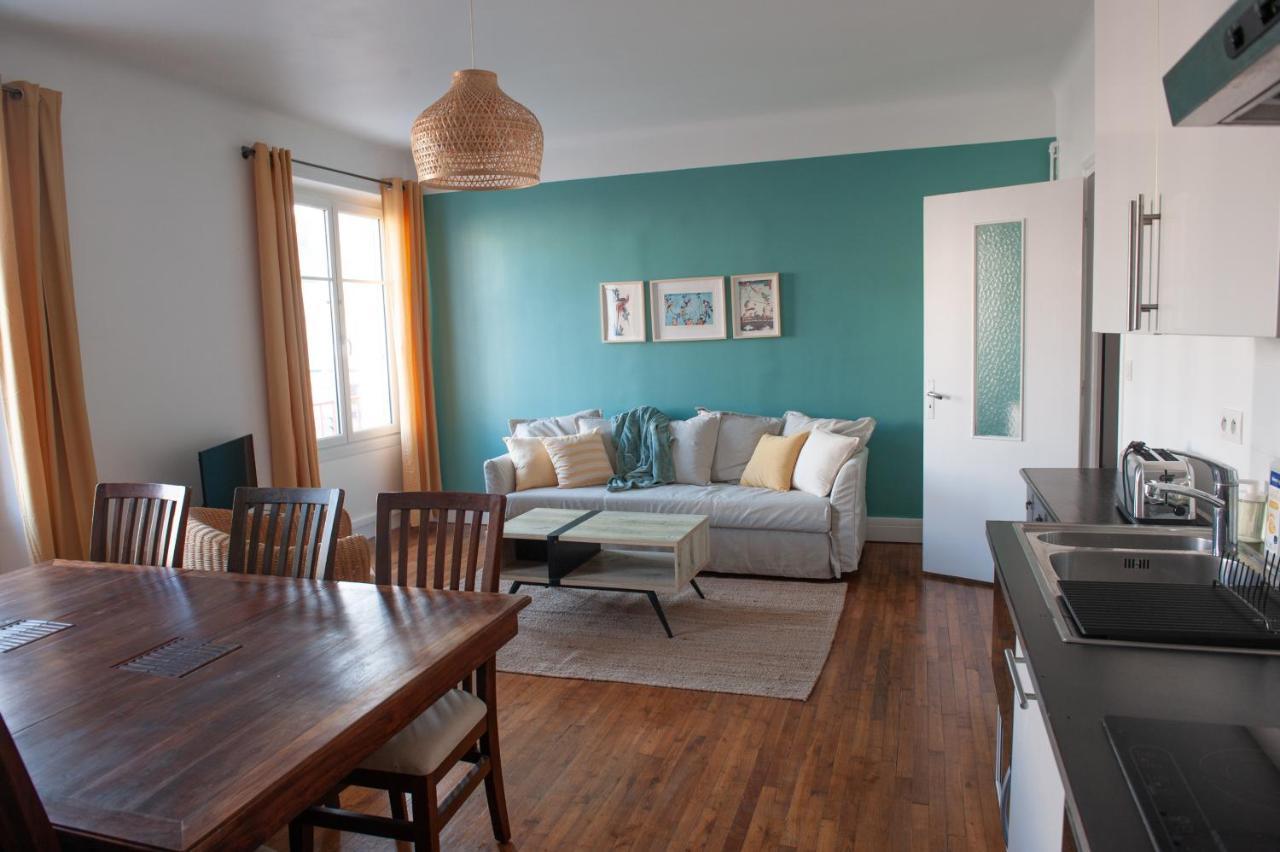 Appartement Spacieux Avec Balcon Et Parking Брест Екстер'єр фото